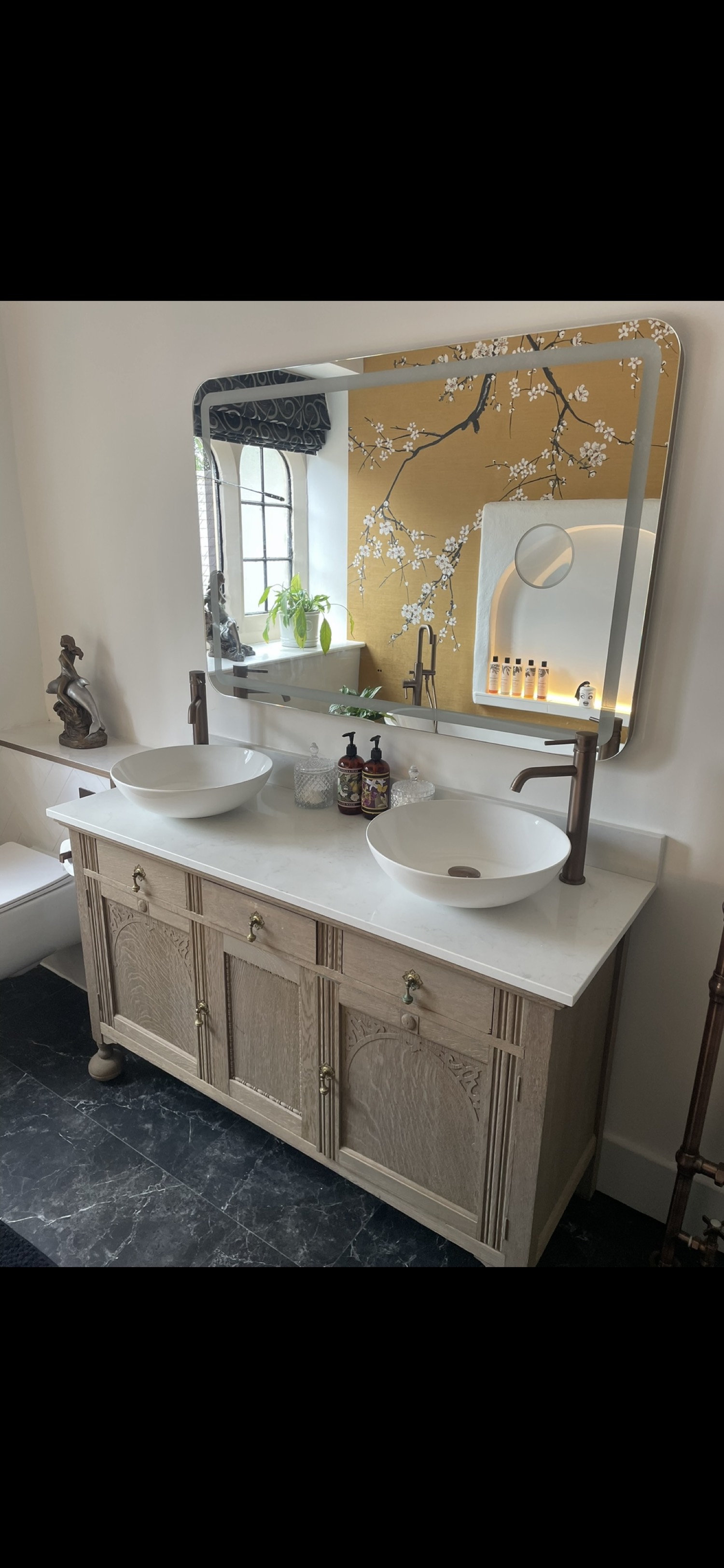 Double vanity